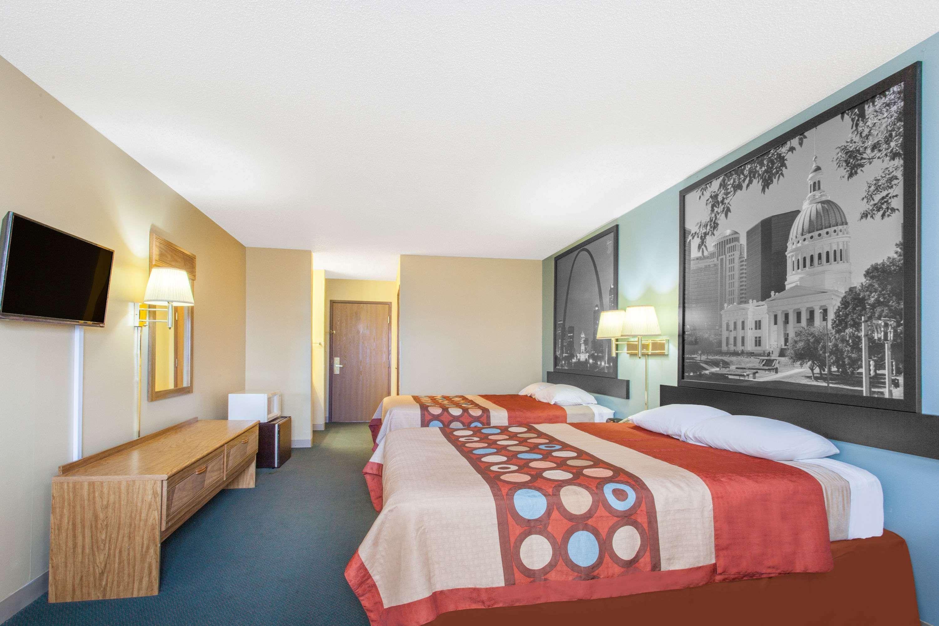 Super 8 By Wyndham Carthage Exterior foto